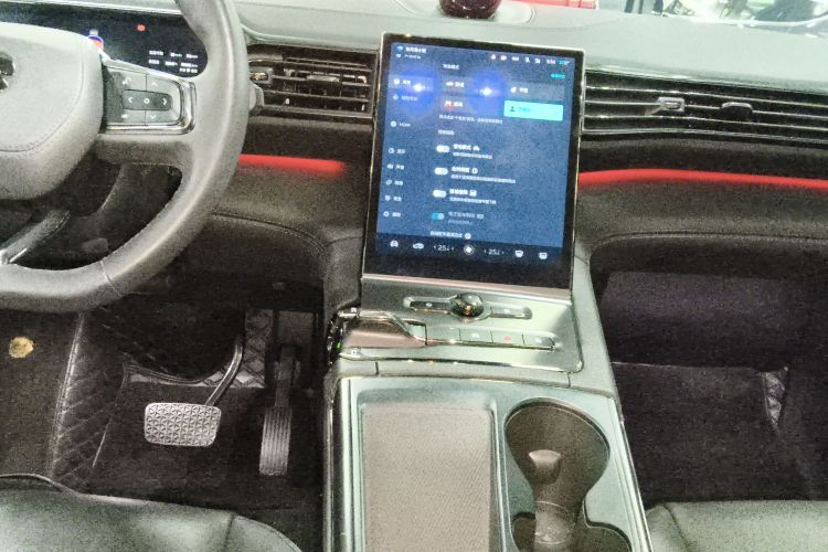 蔚来ES6 2020款 600KM 运动版中控内饰12