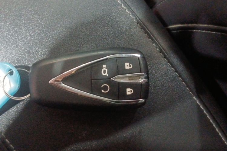 长安CS35PLUS 2020款 1.4T DCT悦联蓝鲸版中控内饰7001