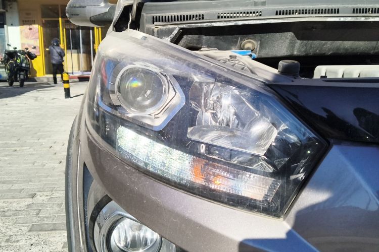 北汽新能源EX 2018款 EX360 新潮版车身外观8