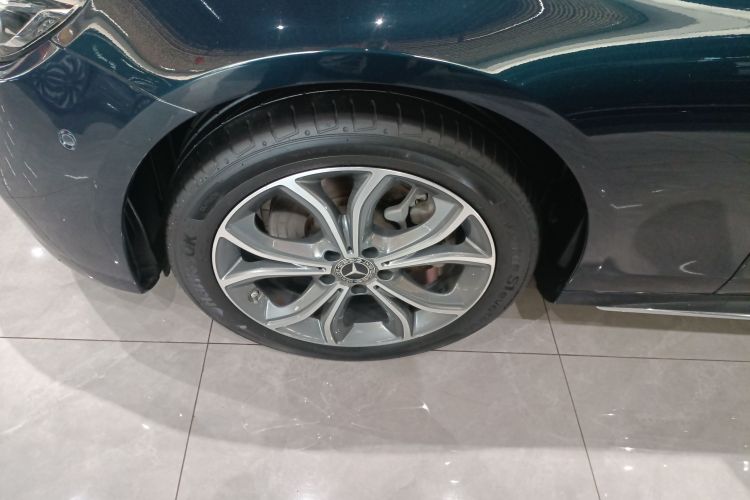 奔驰E级 2021款 改款 E 300 L 运动豪华型车身外观6007