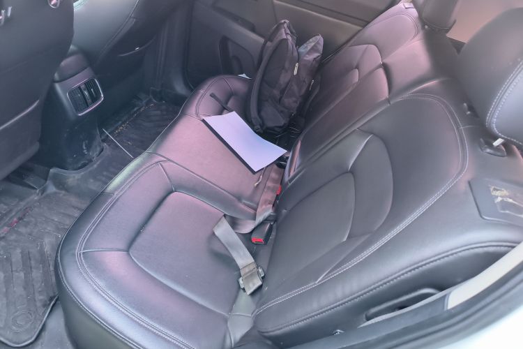 起亚 智跑 2015款 2.0L 自动两驱版GLS中控内饰21