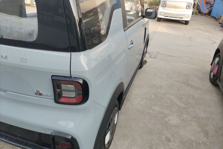 吉利银河 2025款 210km 熊猫卡丁车身外观6006