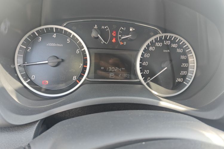 日产 轩逸 2022款 经典 1.6XL CVT豪华版中控内饰15