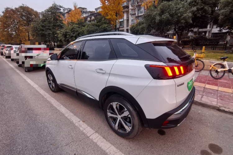 标致4008 2019款 360THP 尝先版车身外观6003