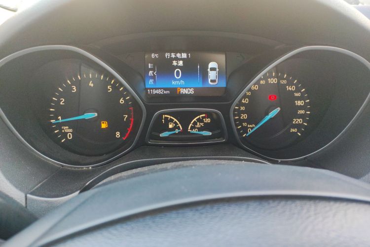 福特 福克斯 2015款 两厢 EcoBoost 180 自动精英型中控内饰14