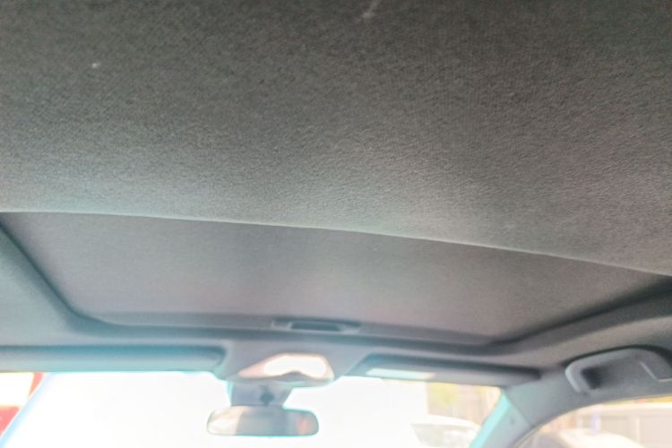 丰田C-HR 2020款 2.0L 豪华版局部细节22