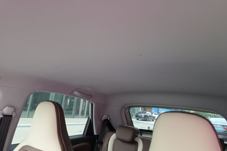 五菱汽车 五菱缤果 2023款 333km 灵犀互联款中控内饰22