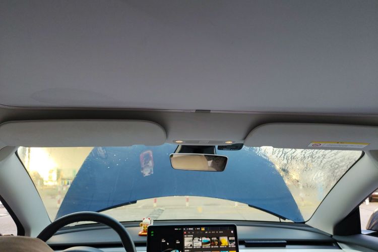 特斯拉 Model 3 2021款 Performance高性能全轮驱动版局部细节22