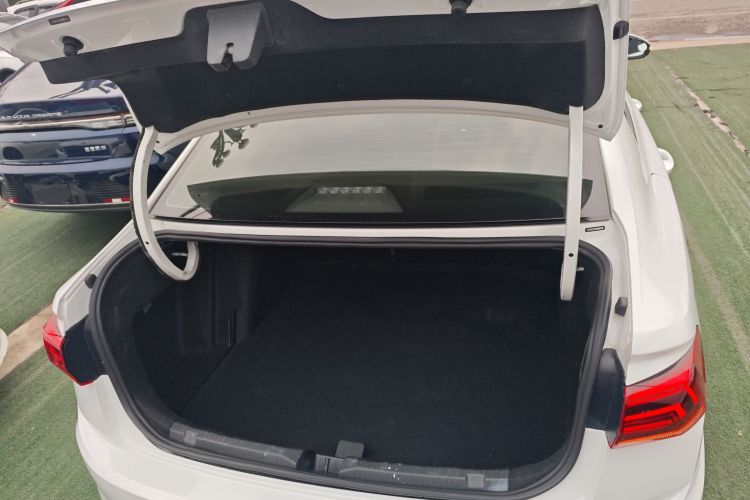 大众 宝来 2021款 1.5L 自动时尚智联版机舱底盘23