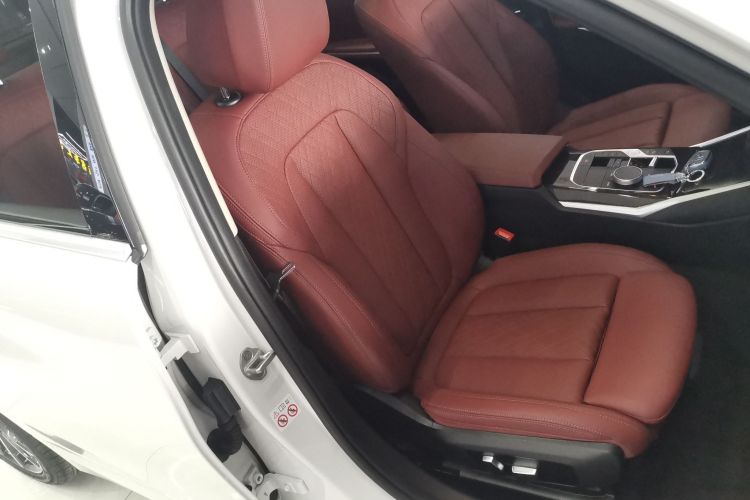 宝马3系 2023款 325Li xDrive M运动套装局部细节41