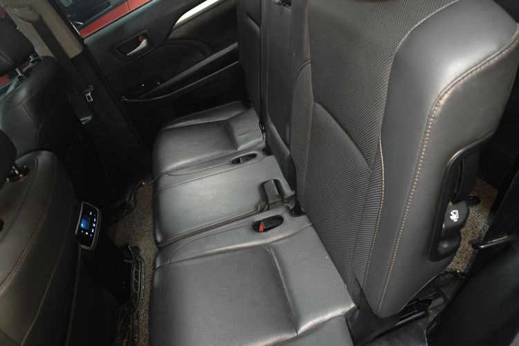 丰田 汉兰达 2018款 2.0T 四驱豪华版 7座 国V中控内饰21