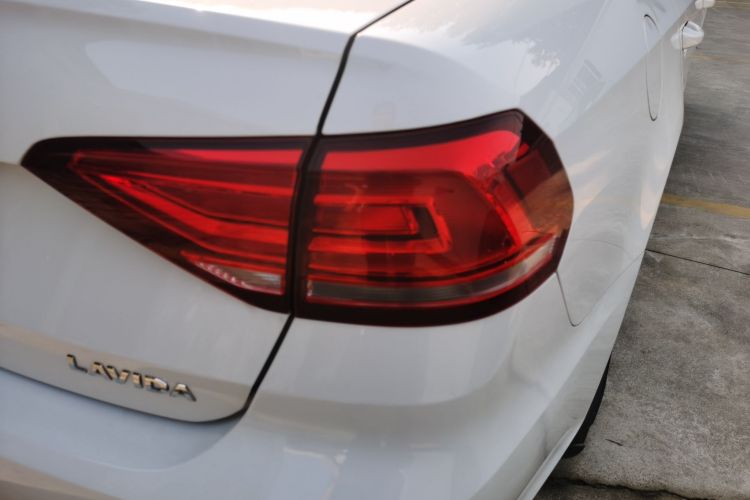 大众 2019款 朗逸启航 1.5L 自动风尚版 国VI车身外观9