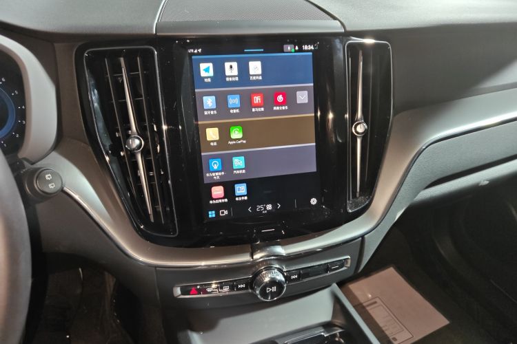 沃尔沃XC60 2025款 B5 四驱智逸豪华版局部细节16