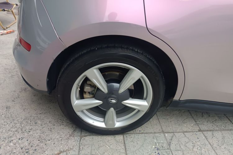 欧拉好猫 2023款 401km标准续航 豪华型 三元锂车身外观6008