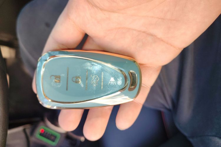 雪佛兰 探界者 2022款 轻混 550T RS 智能拓界版中控内饰7001