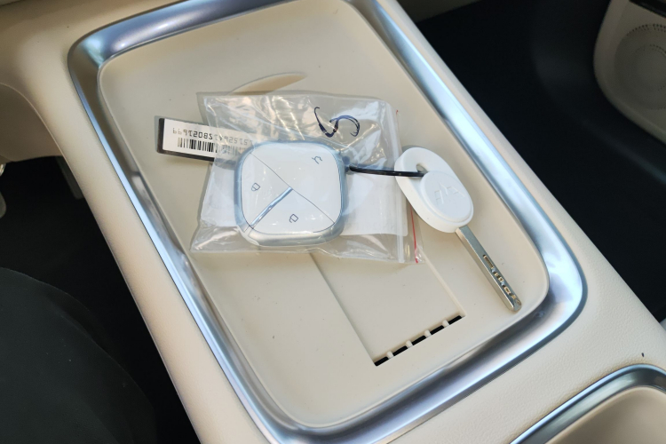 五菱汽车 缤果S 2025款 430km 尊享款中控内饰11