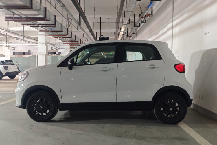 零跑汽车 零跑T03 2025款 310舒享版车身外观4