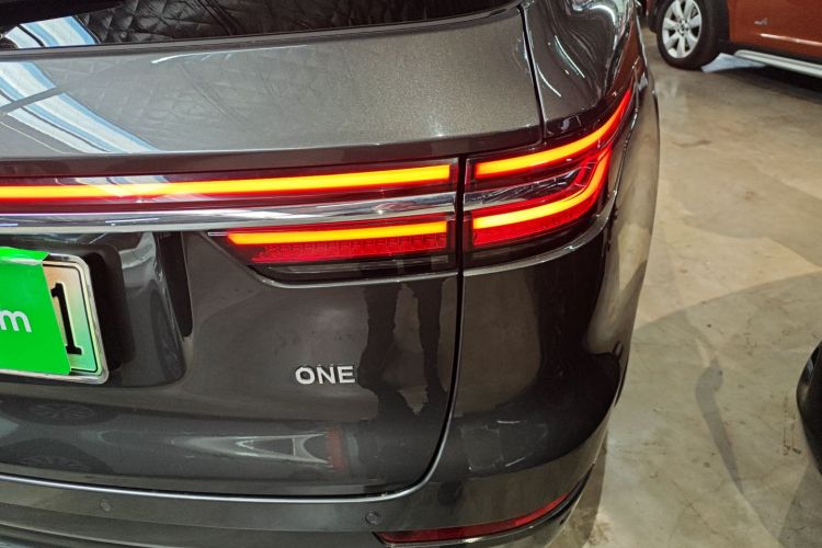 理想汽车 理想ONE 2020款 增程6座版车身外观6001