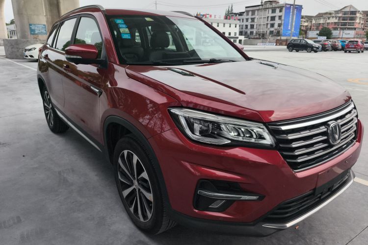 长安CS75 2020款 280T 自动雅智型 国VI车身外观3