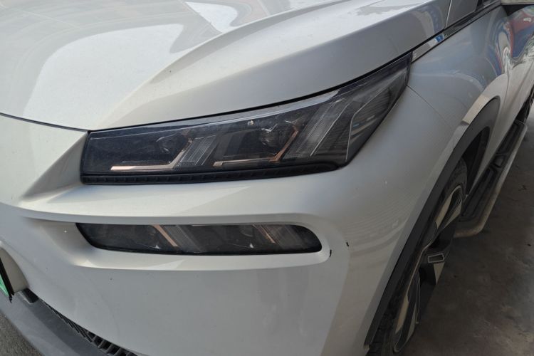 埃安 AION V 2021款 Plus 80 智享科技版 三元锂局部细节36