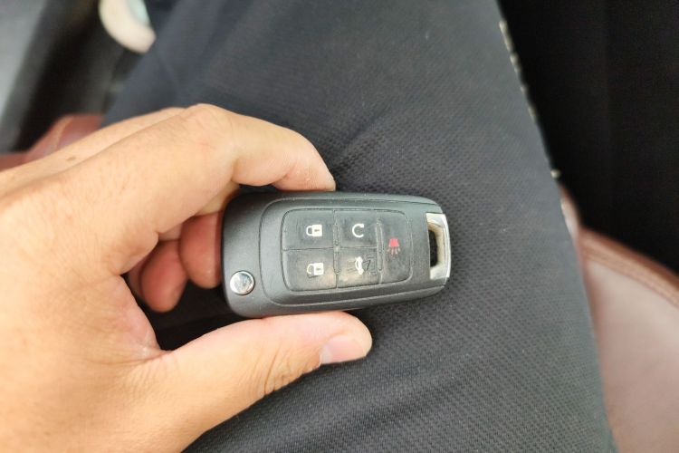 别克 君越 2014款 2.0T SIDI 精英技术型中控内饰7001