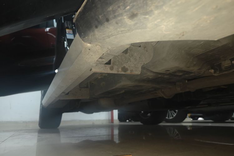 丰田 汉兰达 2018款 2.0T 四驱豪华版 7座 国V机舱底盘29