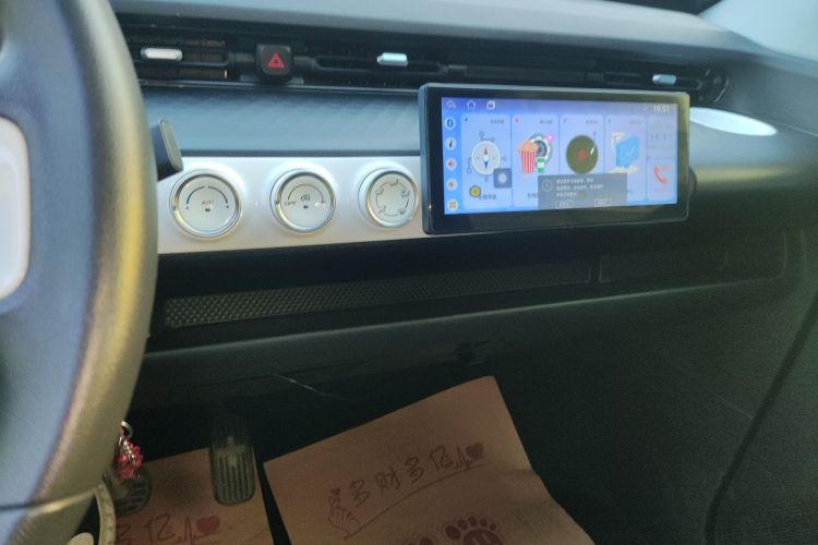 五菱汽车 宏光MINIEV 2022款 GAMEBOY 200km 玩咖款 磷酸铁锂局部细节16