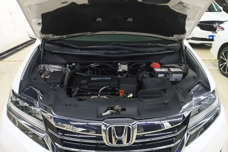 本田 艾力绅 2016款 2.4L 经典版机舱底盘24