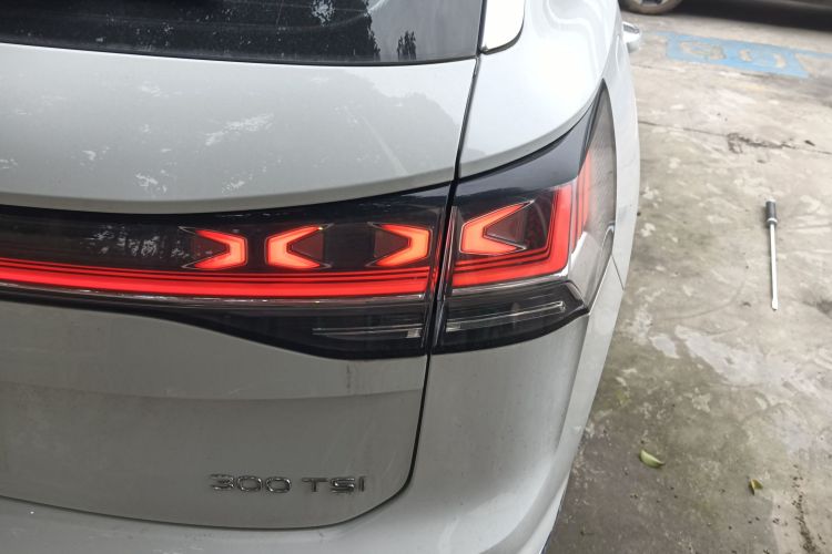 大众 探岳 2023款 300TSI 两驱豪华Plus进阶版车身外观9