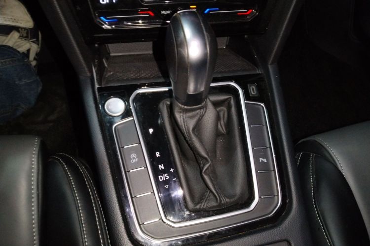 大众 蔚揽 2021款 2.0T 舒行版中控内饰18