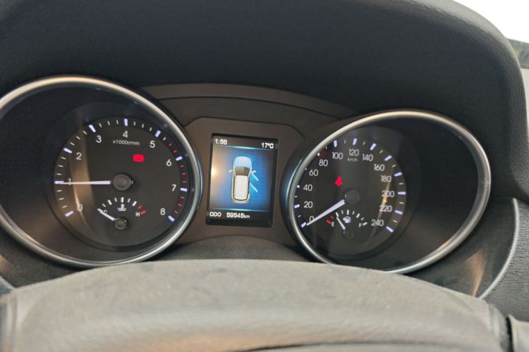 哈弗H6 Coupe 2015款 蓝标改款 2.0T 手动两驱都市型中控内饰14