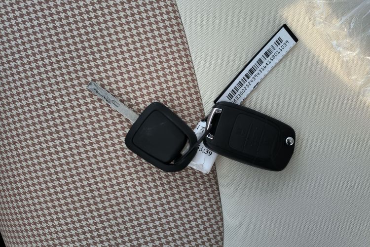 五菱汽车 宏光MINIEV 2024款 第三代 215km 青春版中控内饰11