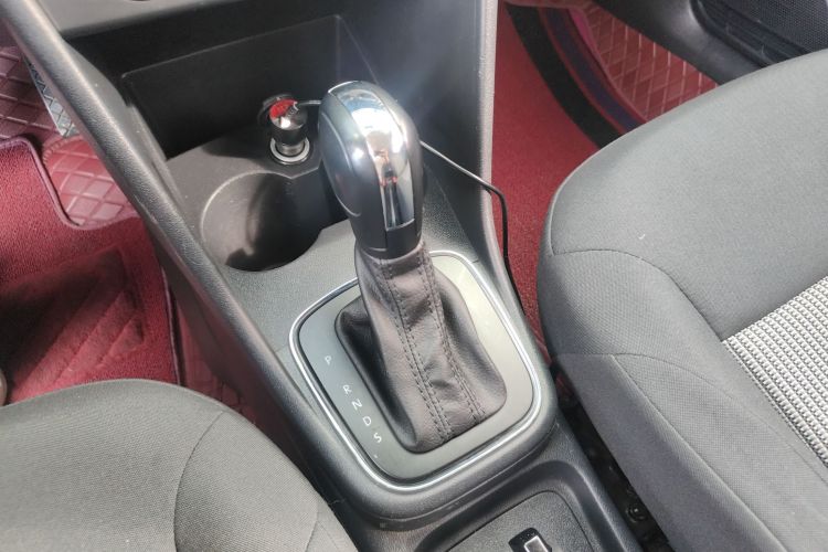 大众 Polo 2016款 1.4L 自动风尚型局部细节18