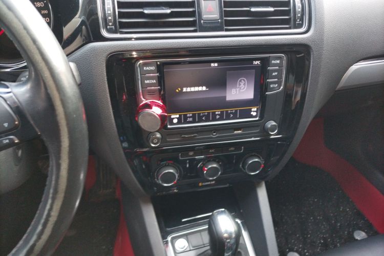 大众 速腾 2018款 1.6L 自动舒适型中控内饰16