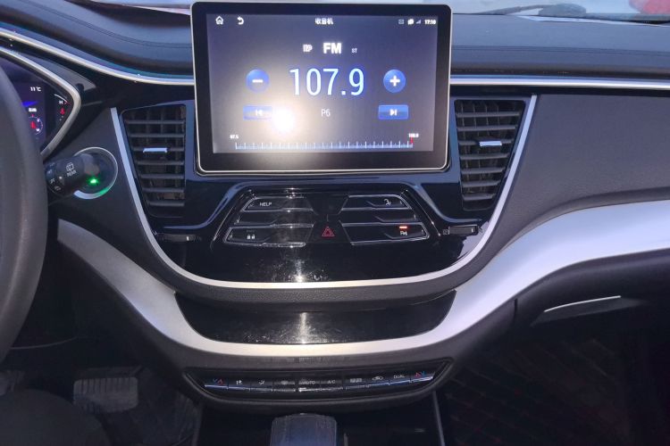 东南DX7 2019款 1.5T 自动智联旗舰版 国VI中控内饰16