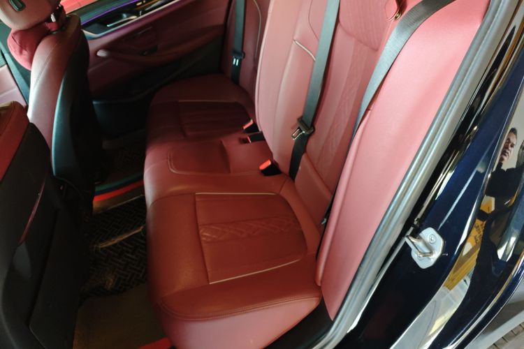 宝马5系 2022款 改款 525Li M运动套装中控内饰7004