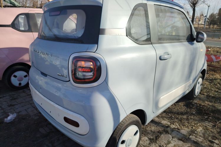 奔腾小马 2026款 222km 萌趣马 Plus车身外观7