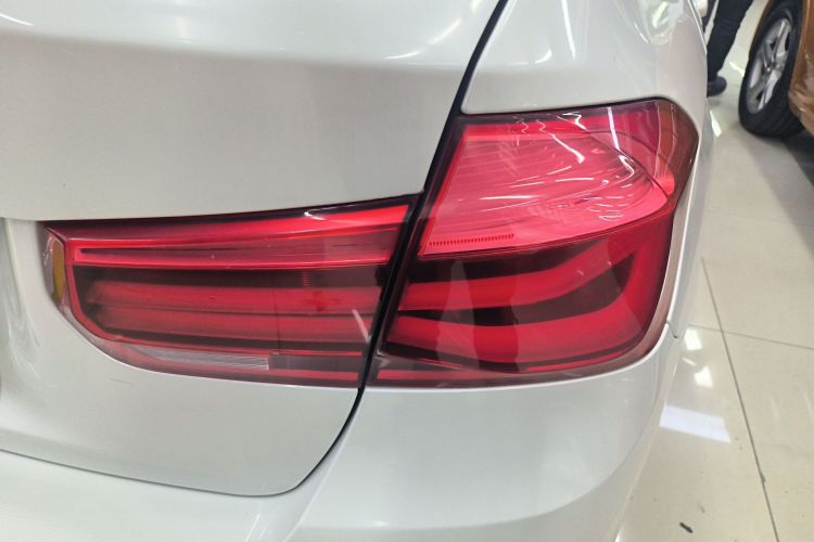 宝马3系 2017款 320Li 时尚型车身外观6006