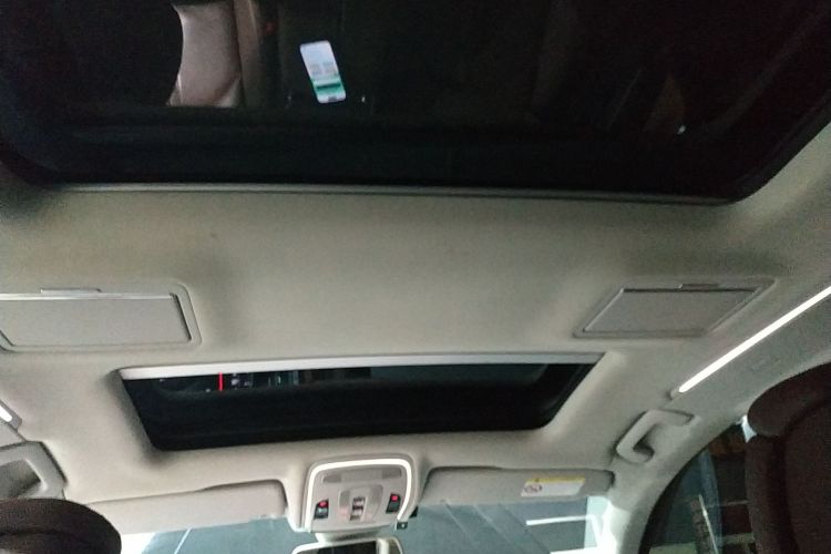 奥迪A8 2017款 A8L 45 TFSI quattro舒适型局部细节22