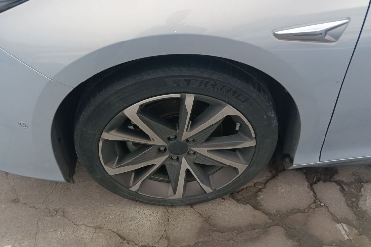 埃安 AION S Plus 2022款 70 智驾版车身外观6007