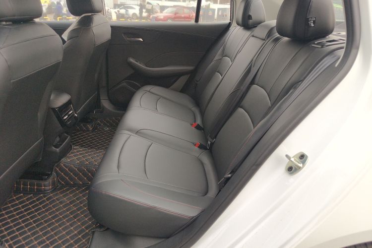 荣威i5 2023款 1.5L CVT豪华版中控内饰21