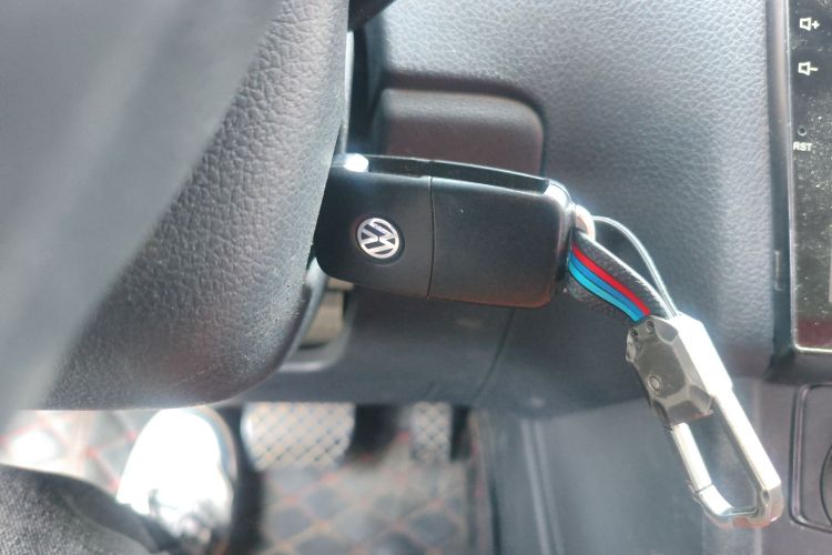 大众 Polo 2016款 1.4L 自动风尚型中控内饰11