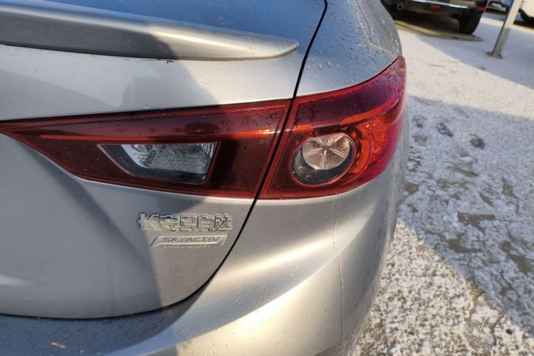 马自达3 昂克赛拉 2014款 三厢 1.5L 手动舒适型车身外观9