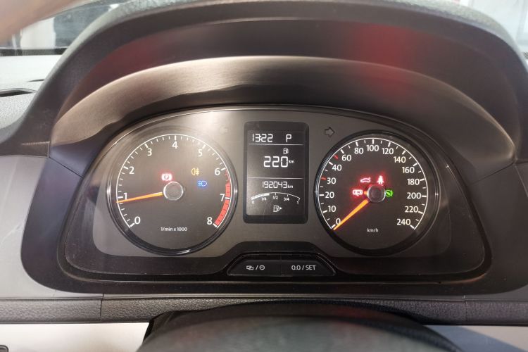 大众 朗行 2013款 1.6L 自动风尚型中控内饰14