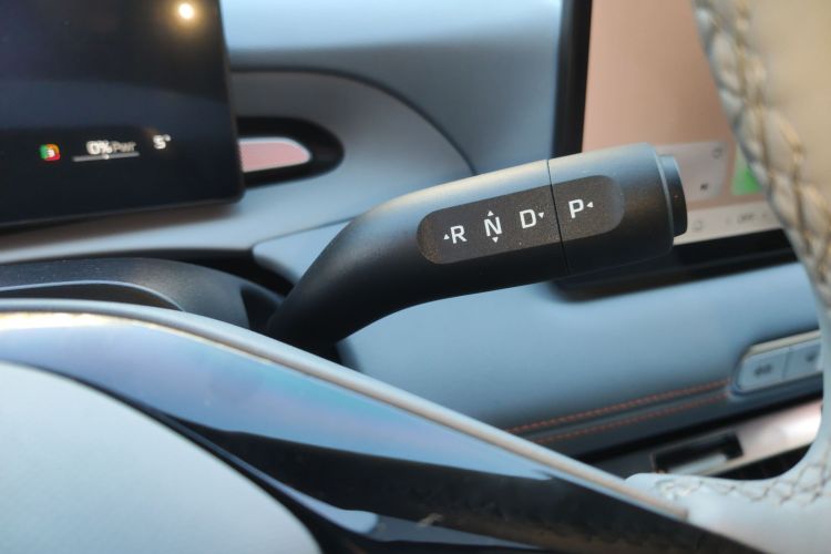 名爵 MG4 EV 2026款 437 从容版中控内饰18