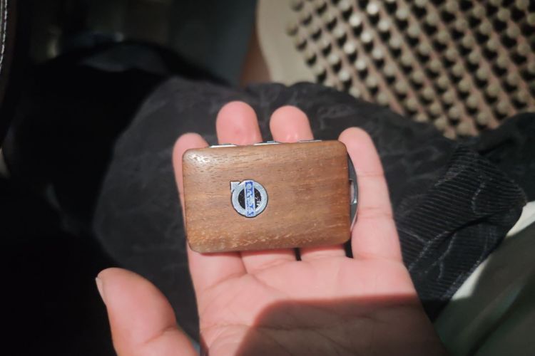 沃尔沃XC90 2018款 T6 智逸版 5座中控内饰11