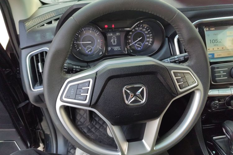 江铃 驭胜S350 2016款 2.0T 自动四驱汽油豪华版5座局部细节13