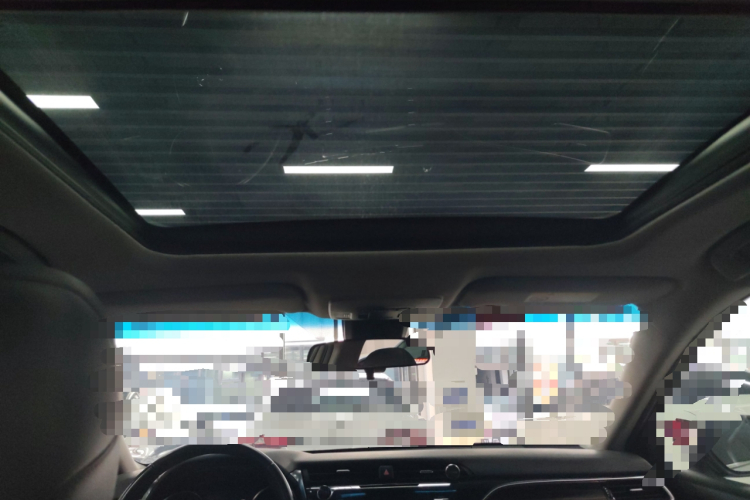 丰田 凯美瑞 2018款 2.5G 豪华版中控内饰22