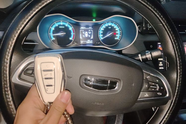 吉利汽车 帝豪 2021款 UP 1.5L CVT豪华型中控内饰11