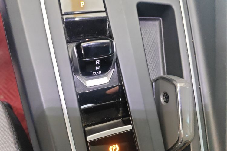 大众 高尔夫 2021款 280TSI DSG Pro中控内饰18